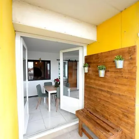 Apartment Plage-gare Elegant Equipe